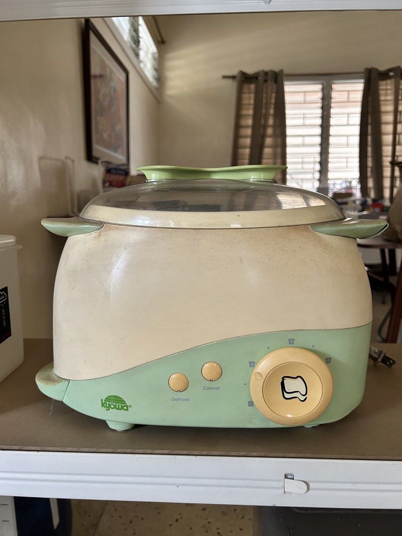 Kyowa Electric Toaster Oven (Category: Ovens & Toasters) located in Paranaque City. Submitted by pyassszzzi (Listing ID 1461365504, Image 1). Description: - Kyowa Electric Toaster Oven - Works well and heats up quickly - Features defrost and cancel buttons - Clear top allows you to monitor cooking - Ideal for small kitchens or quick snacks - Fully functional with some signs of wear.