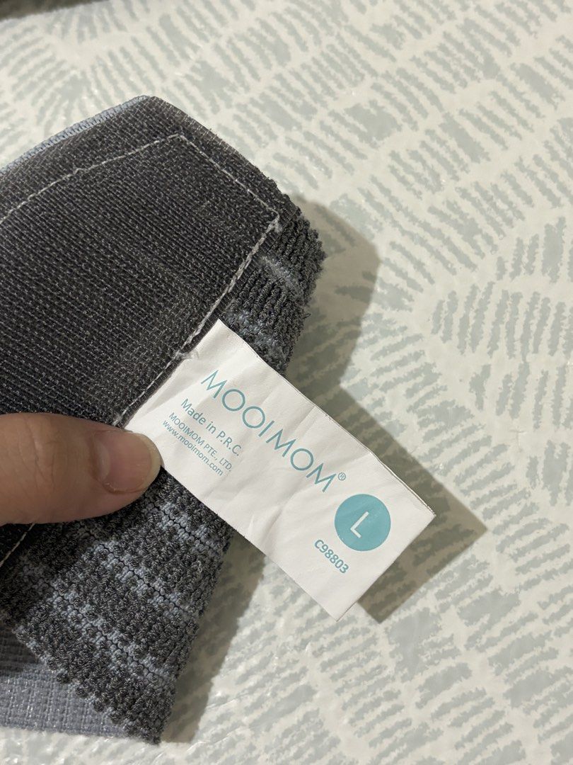 [L] Mooimom Bamboo Maternity Support Belt (Category: Maternity wear) located in Quezon City. Submitted by nikerlle (Listing ID 1461482913, Image 2). Description: - Size: L - Color: Grey - Material: Bamboo stretch 8/10 condition.