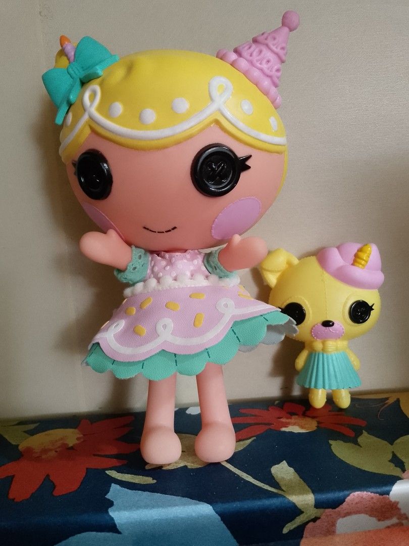 Lalaloopsy Dolls (Category: Kids Toys) located in Pulilan. Submitted by ginacunanan (Listing ID 1461403444, Image 1). Description: lalaloopsy Dolls cute Bottons eye 7-8inches tall (second hand).