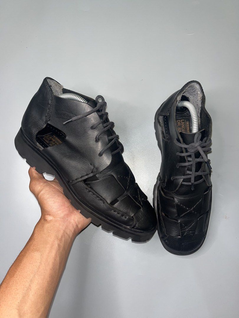 LANROVER MADE FROM ITALY 40 to 41 (Category: Casual Shoes) located in Lala. Submitted by adrian.885 (Listing ID 1461494060, Image 1). Description: LANROVER MADE IN ITALY .