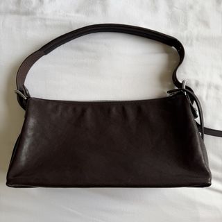 (Category: ) located in . Submitted by usetheoxfordcomma (Listing ID 1461479726, Image 1). Description: .