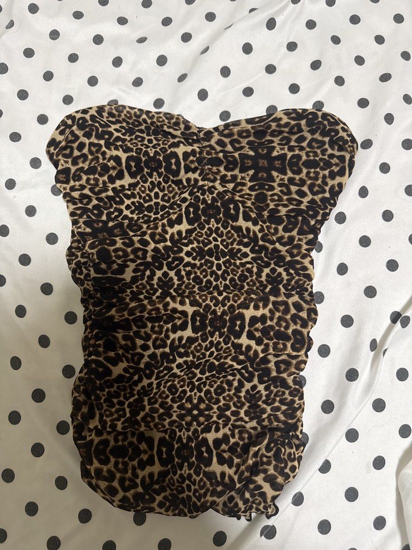 Leopard sweetheart sexy mesh top (Category: Sleeveless) located in Quezon City. Submitted by buhbyestuff (Listing ID 1461407315, Image 1). Description: .