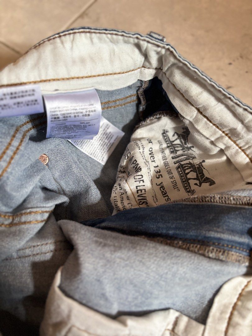 Levi's 504 Jeans W31 L32 (Category: Jeans) located in Manila. Submitted by manifest_05 (Listing ID 1461328843, Image 3). Description: - Classic Levi's 504 Jeans - Size: W31 L32 - Fit: Straight - Wash: Medium blue with fading - Material: Durable denim - Perfect for everyday wear.