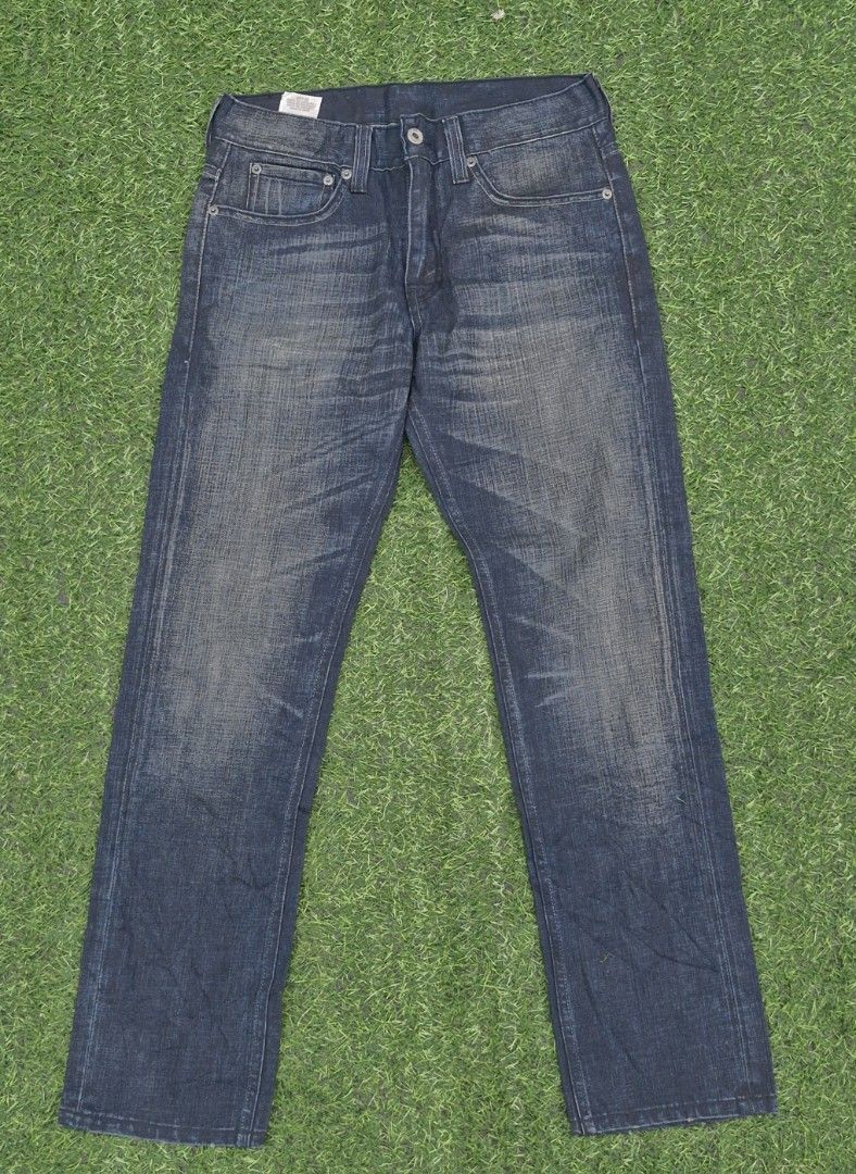 Levis 511 blank red tab. (Category: Jeans) located in Pili. Submitted by the_g_thrift (Listing ID 1461465121, Image 2). Description: levis 511 blank redtab size 32 x 30 on tag size: 32 tape meaure length: 41 hem: 8 excellent condition to as new.