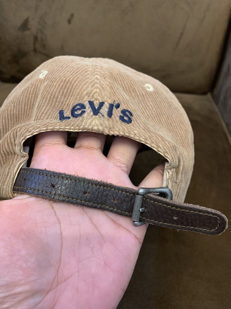 Levis corduroy brown cap (Category: Caps & Hats) located in Cagayan de Oro. Submitted by emssdiap11 (Listing ID 1461373109, Image 2). Description: Levis Corduroy cap brandnew.
