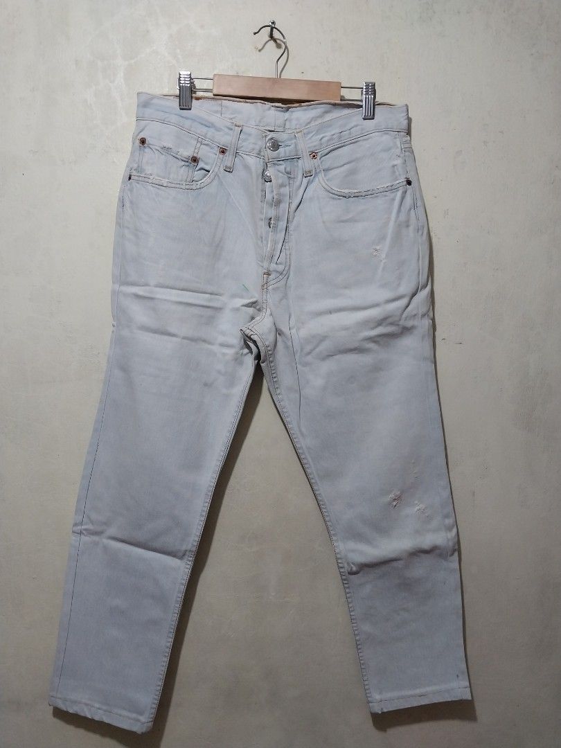Levis Light Wash Denim Jeans (Category: Jeans) located in Manila. Submitted by PrinceDani.Clothing (Listing ID 1461370436, Image 1). Description: levis light wash denim pants Size 30in waist 35in length 7in leg opening excellent condition .