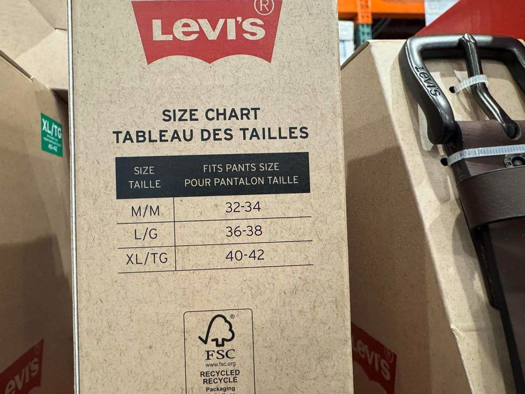 Levi’s Men’s Leather Belt (Category: Belts) located in Cavite. Submitted by xoxomhai (Listing ID 1461476803, Image 2). Description: Levi’s Men’s Leather Belt Classic and durable original Levi’s leather belt for men, perfect for everyday wear—ideal for jeans, slacks, or smart-casual outfits 👌✨ ✨ PRICE: ₱1,500 ONLY 📦 SPECS & FEATURES: • Original Levi’s men’s leather belt • 100% genuine leather • Classic metal buckle with Levi’s branding • Color o