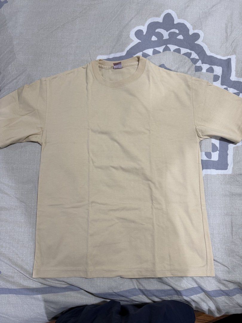 Life Line Premium T-shirt Size M (Category: Tshirts & Polo Shirts ) located in Mandaluyong City. Submitted by kqloset (Listing ID 1461450111, Image 1). Description: - Brand: Life Line Premium - Color: Beige - Size: Medium (M) - Style: Basic, comfortable t-shirt - Versatile: Great for everyday wear, layering, or wearing on its own - Details: Refer to tag in photos for more information.