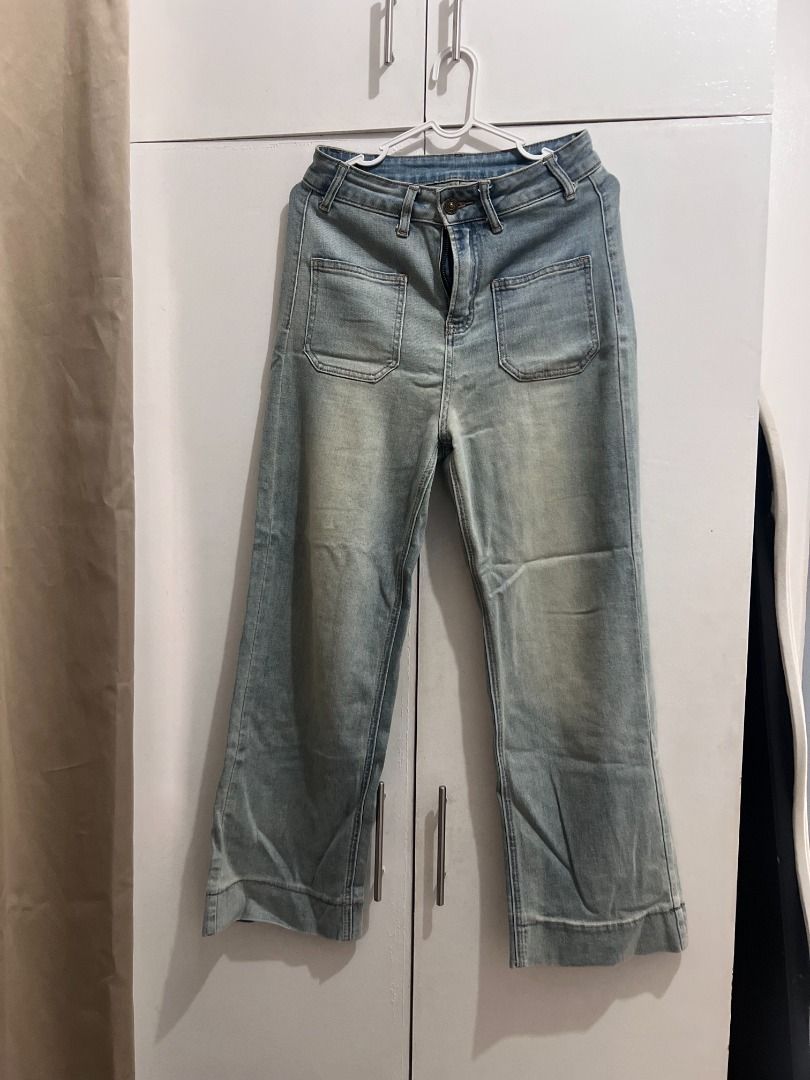 Light Flare Pants (Category: Jeans) located in Balanga. Submitted by shopbykk (Listing ID 1461559639, Image 1). Description: Size 27 .