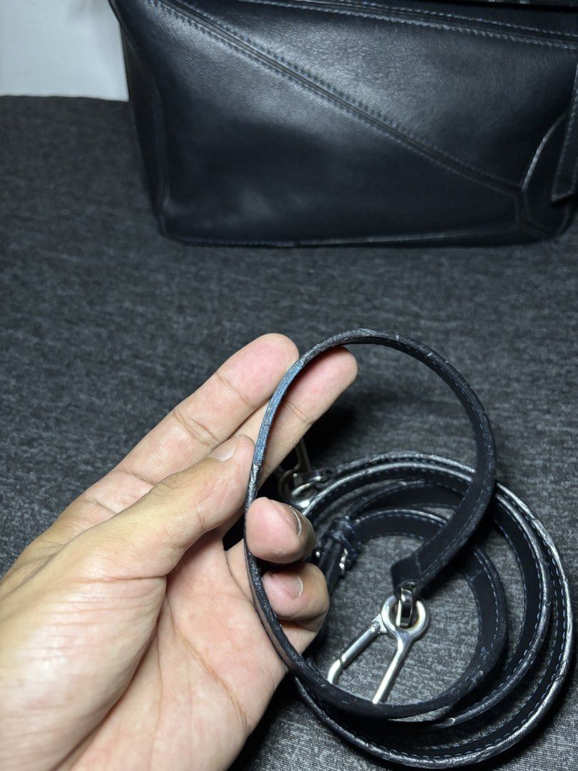 Loewe Puzzle Small (Category: Luxury Bags & Wallets) located in Kabacan. Submitted by kjfmcollectionph (Listing ID 1461466251, Image 2). Description: Bought from ukay for 6k pesos Please see photos for the issues Professionally Recolored from blue to black.