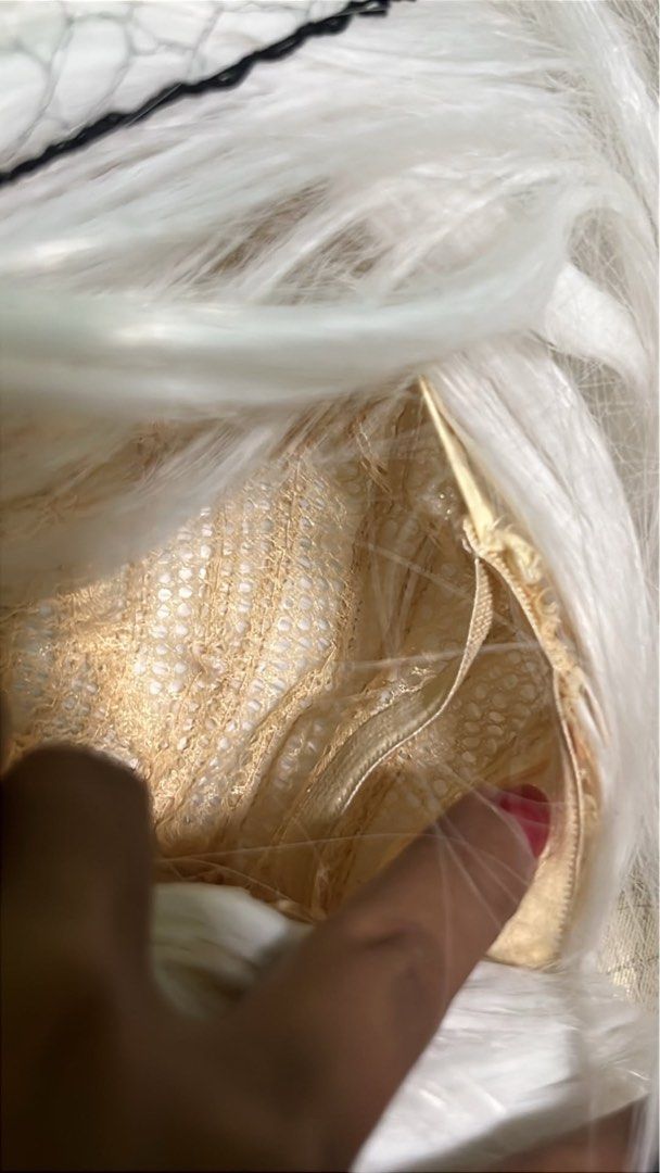 Long Straight White Wig Cosplay Anime (Category: Hair Accessories) located in Diplahan. Submitted by vanrouge404 (Listing ID 1461502212, Image 2). Description: - Super long, straight white wig - Ideal for cosplay and costumes - Adjustable inner cap for a secure fit - Made from synthetic fibers that can be styled - Transform your look for events, photoshoots, or costume parties.