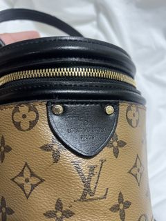 (Category: ) located in . Submitted by madiesbags (Listing ID 1461544579, Image 1). Description: .