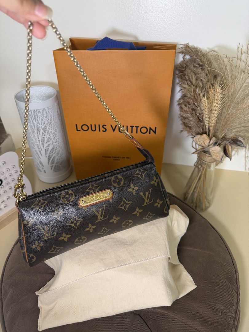 Louis Vuitton Eva Monogram Clutch Rare piece! (Category: Luxury Bags & Wallets) located in Bulacan. Submitted by GeezLouise (Listing ID 1461420694, Image 1). Description: AUTHENTIC LV Eva Monogram Clutch 🤎 💯 100% Authentic 🇯🇵 Bought in Japan 😍 Rare LV piece, talagang hinanap ko ’to before I got my hands on this one! 📦 Inclusions: ✔️ Dust bag ✔️ Long strap ⚠️ Flaws (please see detailed photos): ▫️ Dryness and cracks on the long strap ▫️ Mini