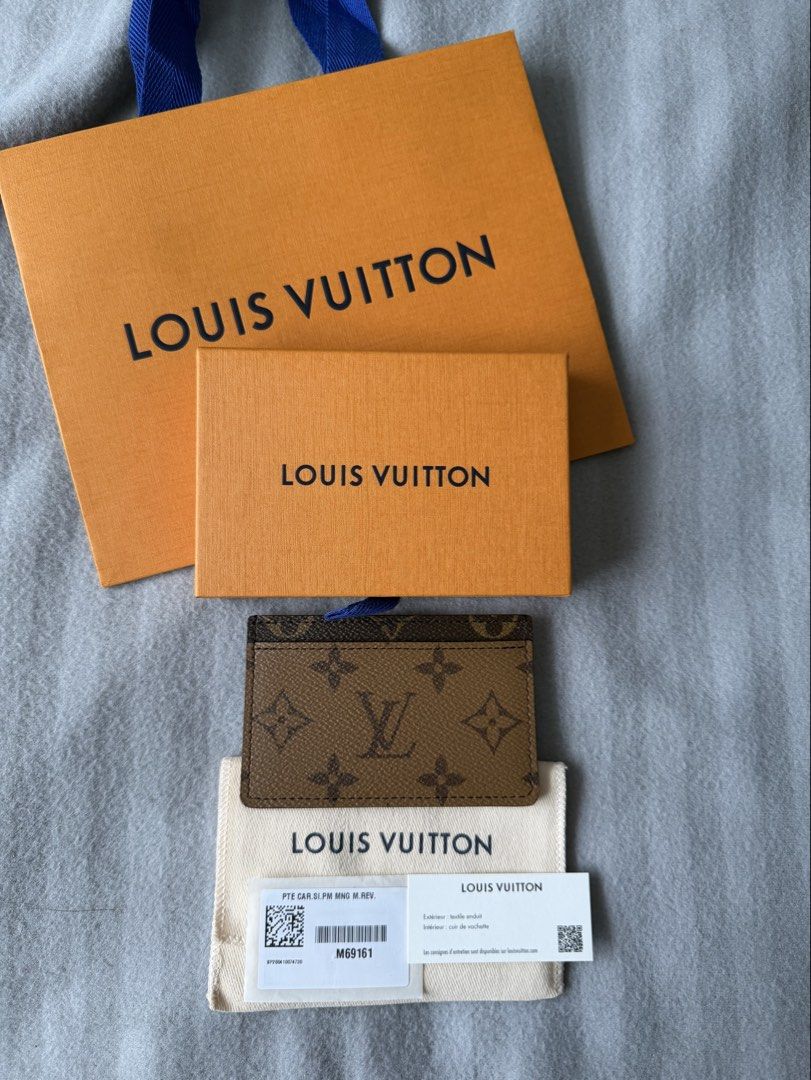 Louis Vuitton Monogram Card Holder in Reverse Monogram (Category: Luxury Bags & Wallets) located in Las Pinas. Submitted by nydecluttesz25 (Listing ID 1461379232, Image 1). Description: Brandnew Unused 💯 Authentic With store Receipt Last price posted. .