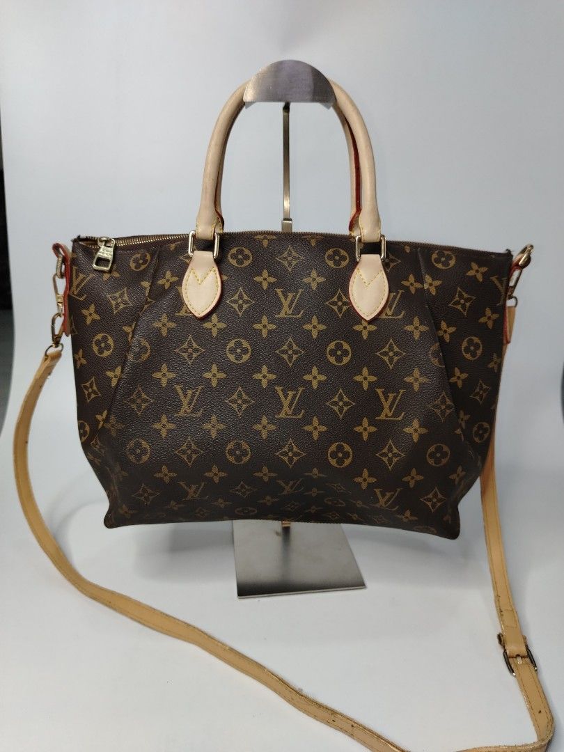 Louis vuitton monogram Turenne bag (Category: Tote Bags) located in San Carlos. Submitted by fashiondesancarlos05 (Listing ID 1461328441, Image 2). Description: Needs restoration Needs cleaning.
