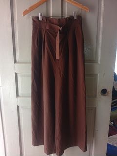 (Category: ) located in . Submitted by original_uniqlo (Listing ID 1461419259, Image 1). Description: .