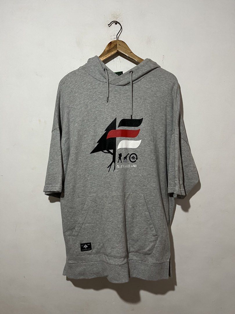 Lrg Sleeve less w/ hoodie (Category: Tshirts & Polo Shirts ) located in Santa Rosa. Submitted by jhongilber04420 (Listing ID 1461374727, Image 1). Description: Lrg Sleeve less w/ hoodie 24w 31L Excellent condi Need wash No issue 350 +sf.