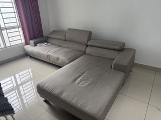 (Category: ) located in . Submitted by muqriakif930023 (Listing ID 1461338742, Image 1). Description: .