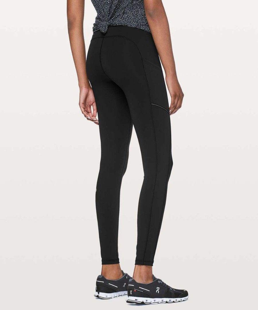 Lululemon Speed Up Tight 28 Full on luxtreme (Dot 8) (Category: Activewear) located in Arayat. Submitted by keenwolf-a7b5 (Listing ID 1461557749, Image 3). Description: - Black Lululemon leggings - Dot 8 - High-waisted fit - Convenient side pockets - Secure back zipper pocket for keys - Reflective details on the sides - Ideal for running and workouts - Comfortable and stretchy material.