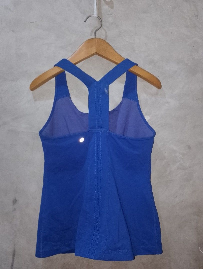 Lululemon Tank Top (Category: Activewear) located in Carmen. Submitted by fukqueazz (Listing ID 1461543807, Image 2). Description: Size S / Measurements: W 15 / L 25 Good Condition Cut Tags but authentic ( Already Washed the stain ) 📍Cebu JnT Express Moo:Gcash.
