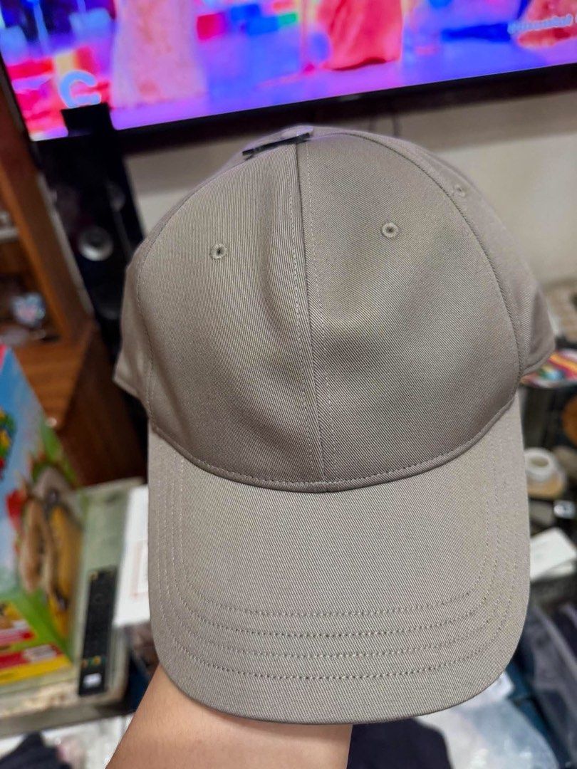 Lululemon Unisex Structured Ball Cap (Category: Activewear) located in Cavite. Submitted by xoxomhai (Listing ID 1461342813, Image 1). Description: ✨ FOR SALE — ON HAND! ✨ 💯 100% ORIGINAL LULULEMON 🧢 Lululemon Unisex Structured Ball Cap • Unisex design • Structured fit • Adjustable metal buckle strap • Easy to adjust for a secure, comfortable fit 🔥 ₱1,500 EACH ONLY! 🔥 📦 ON HAND — READY TO SHIP! ✨ Perfect for running, workouts, travel & every