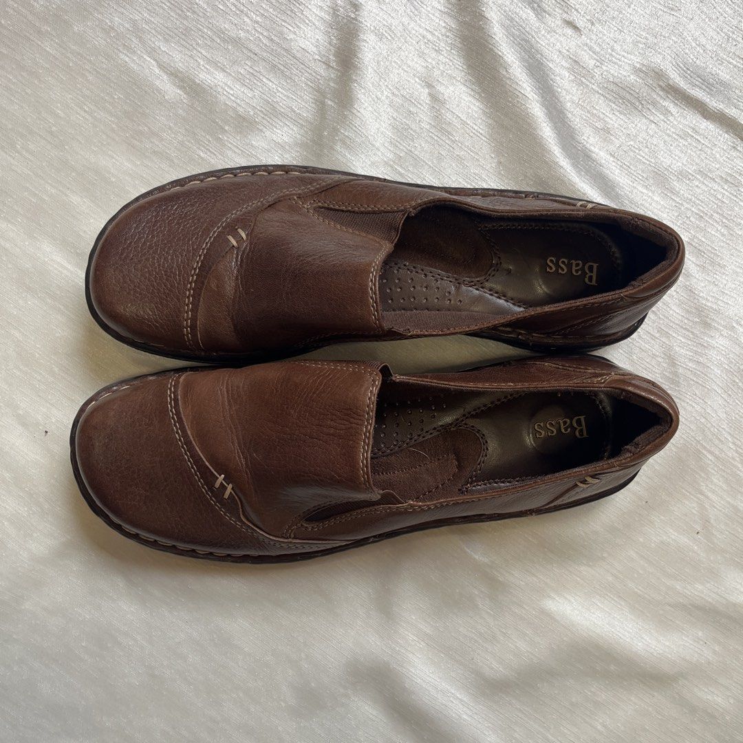 Luxe Shoe Bundle (Coach, G.H. Bass & Co.) (Category: Loafers) located in Dasmarinas. Submitted by minx203 (Listing ID 1461457381, Image 3). Description: BUNDLE PRICE: 6,000 INDIVIDUAL PRICE: G.H. Bass & Co Lorelai Loafers (US 9): 3,500 Coach Signature Kelbie Jacquard Canvas Low-top Sneakers (US 7): 3,500.