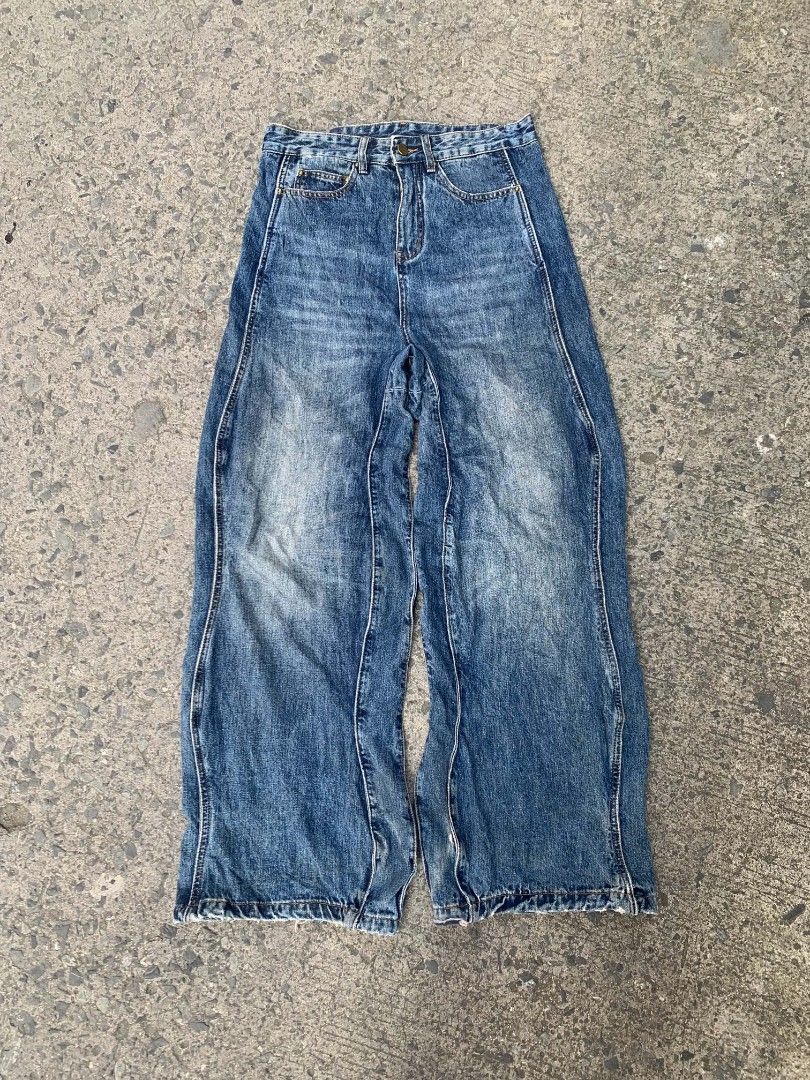Lv 2023 spring summer wavy denim jeans (Category: Jeans) located in Manila. Submitted by trustthrift2002 (Listing ID 1461560719, Image 1). Description: Lv 2023 spring summer wavy denim jeans authentic exccellent condi,(distress bottom part size 28-30.