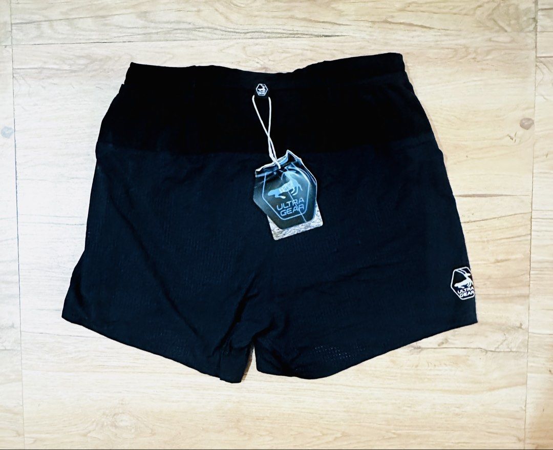 (M) Ultra Gear lightweigh short (Category: Activewear) located in Marilao. Submitted by mermaidswimwear (Listing ID 1461357857, Image 2). Description: Medium With waist pocket With drawstrings Plus sf.