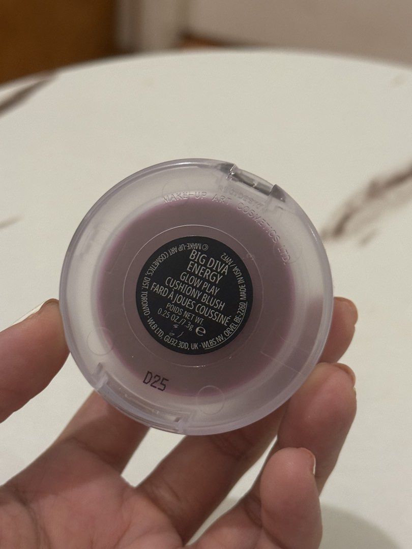 MAC Glow play cushiony blush - BIG DIVA ENERGY (Category: Makeup) located in Quezon City. Submitted by quirksandcurls (Listing ID 1461494331, Image 3). Description: .
