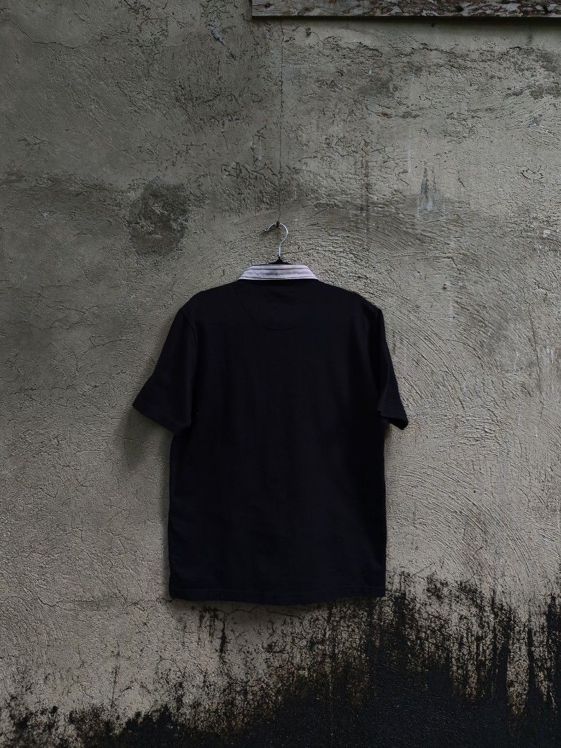 MACBETH BLACK POLO SHIRT (Category: Formal Shirts) located in Manila. Submitted by isaacquillobe12 (Listing ID 1461330836, Image 2). Description: SIZE: L27- W 20.