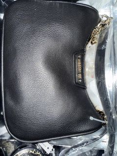(Category: ) located in . Submitted by mia4444 (Listing ID 1461393551, Image 1). Description: .