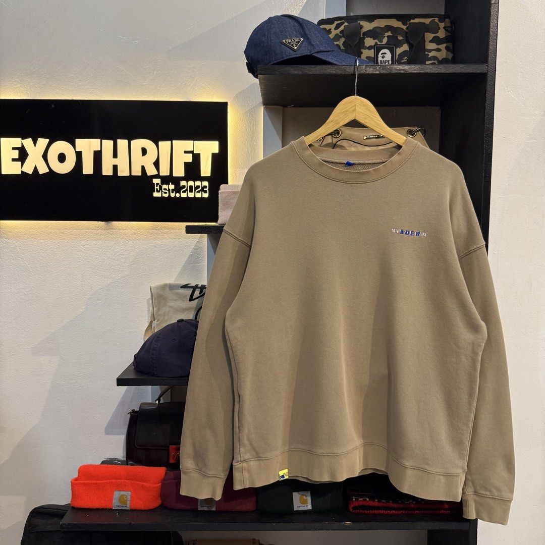 Maison Kitsuné x ADER Error Collaboration Sweatshirt (Category: Coats, Jackets and Outerwear) located in Manila. Submitted by carbungcoalex (Listing ID 1461536601, Image 1). Description: MAISON KITSUNE X ADER SWEATSHIRT 23 by 28 Good Condition Complete tags 1500 CLAIM.