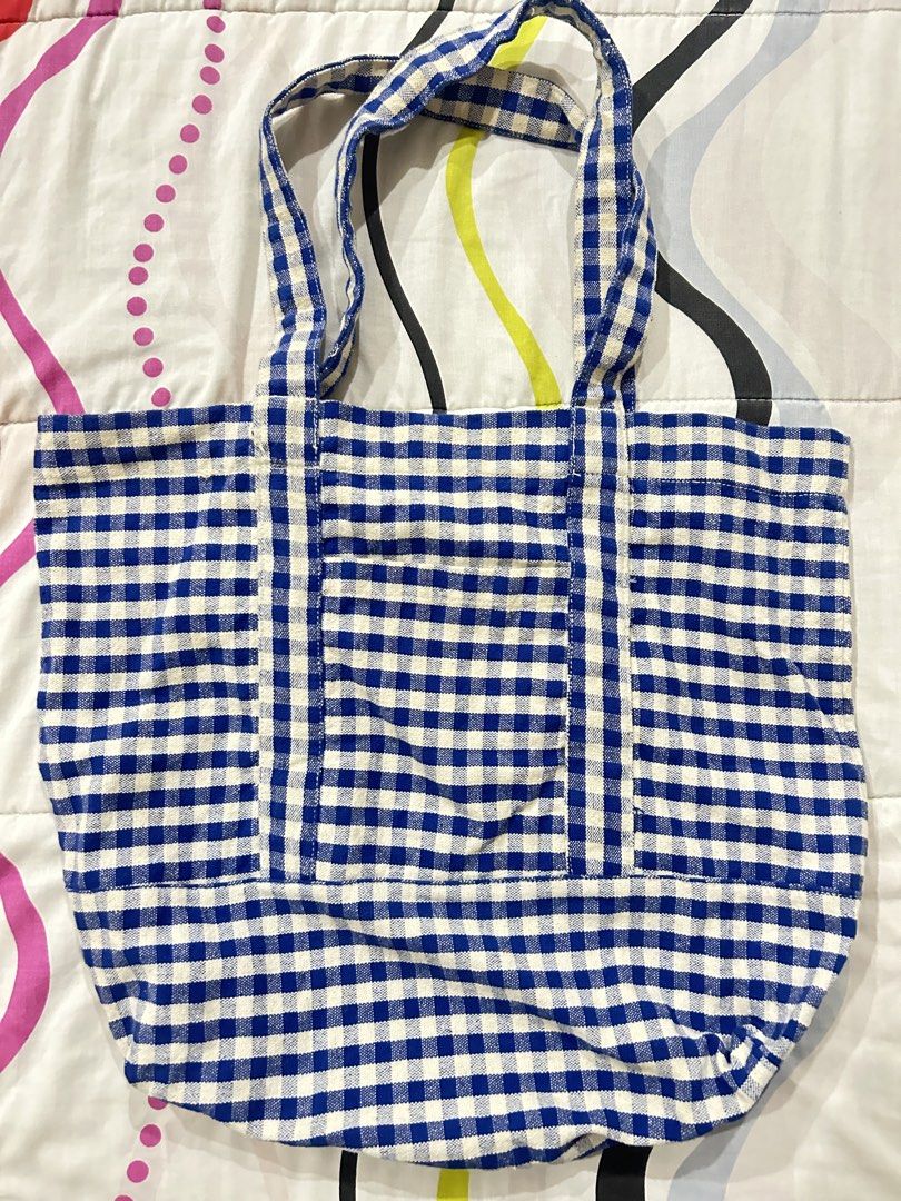 Mango beach blue Bag (Category: Beach Bags) located in Pasig City. Submitted by chloelovespink (Listing ID 1461337413, Image 1). Description: Perfect for beach Has a small zipper in the back Only used once RFS: decluttering .