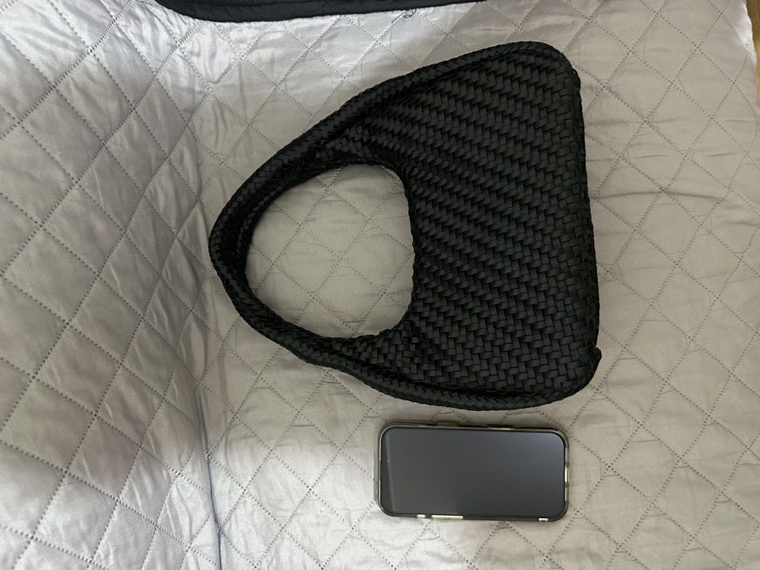 Mango Black Woven Shoulder Bag (Category: Shoulder Bags) located in Manila. Submitted by itsyourgirlmc (Listing ID 1461465566, Image 3). Description: Used thrice.
