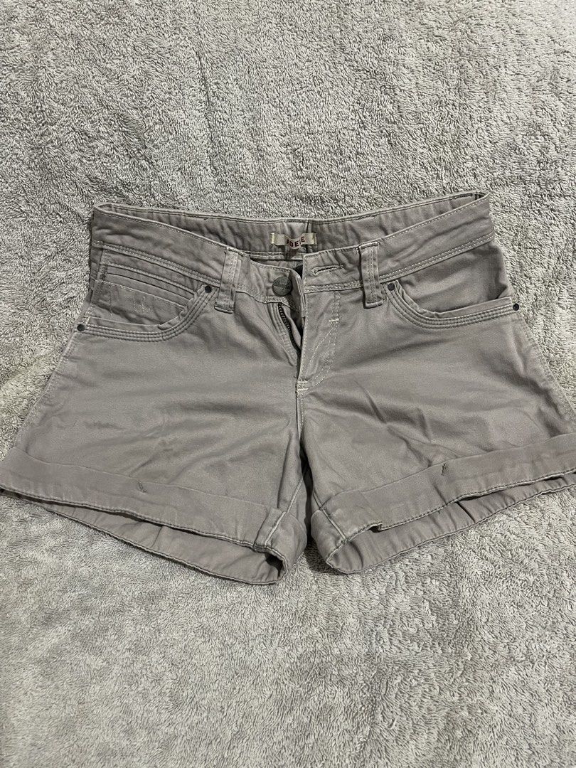 Mango Blue Denim Shorts with Frayed Hem (Category: Shorts) located in Manila. Submitted by miss.arpee (Listing ID 1461455644, Image 3). Description: 📌brand: MANGO, ABERCROMBIE & FITCH, WRANGLER, JUICY COUTURE 📌condition: 9/10 📌used gently. only counted times 📌no flaws 📌actual photo posted 📌RSF: decluterring / closet clean-out 📌best fit: small sizes - waist 23-26 inches 📌clean & ready to wear 💰150 each 💰take all for 500 ❌juicy couture-so
