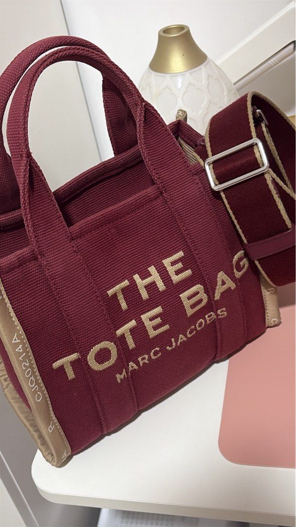 Marc Jacobs Jacquard Tote (Category: Cross-body Bags) located in Quezon City. Submitted by kishee (Listing ID 1461527736, Image 2). Description: Bought in Taiwan (14k in Php) Selling Low now. Rarely Used. .