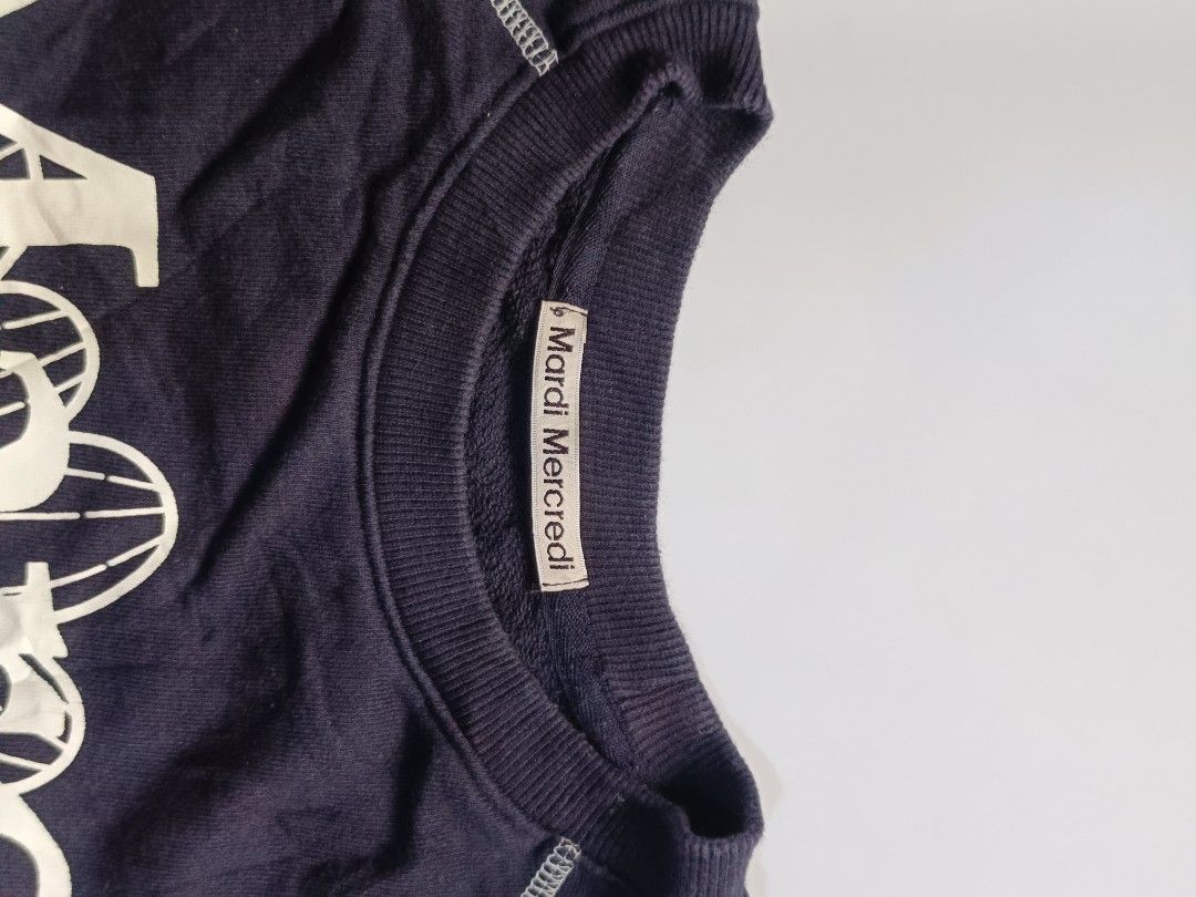 Mardi Mercredi Sweatshirt (Category: Luxury Apparel) located in Tacloban City. Submitted by agnescthrifted98 (Listing ID 1461546904, Image 3). Description: no issue in excellent condition ONE SIZE Dimes: 20.5x20 no crack print color rate 9-9. 5 maganda pa tela 🩷🩵.