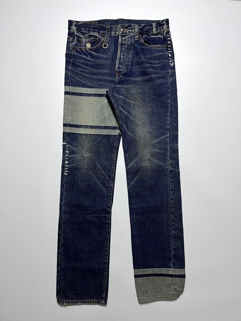 Mastermind Distressed Denim Jeans (Category: Jeans) located in Cebu City. Submitted by franceuy (Listing ID 1461543036, Image 1). Description: Excellent Condition No Issue W-32 L-42.5 Leg Opening-8 Color rate: 10/10 Cebu City📍.