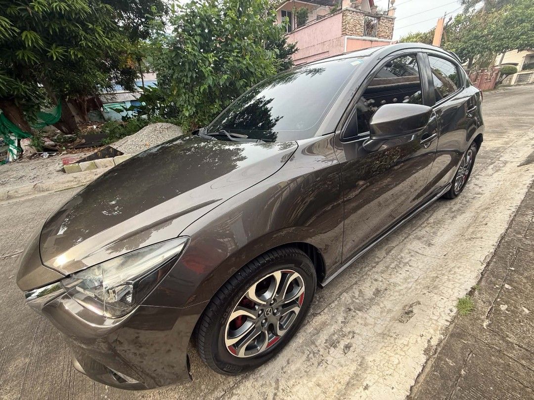 Mazda 2 1.5 Hatchback (A) (Category: Used Cars) located in Manila. Submitted by gpmendoza28 (Listing ID 1461436672, Image 2). Description: FOR SALE: Mazda 2 Hatchback 2018 – Titanium Flash Automatic Transmission Lady-owned / First Owner 73,926 km mileage – NOT TAMPERED Newly replaced Pirelli tires Newly replaced battery No known issues Ready to drive, gagamitin na lang! Serious buyers only. Direct owner here. pass sa mga nag bbuy and sell..