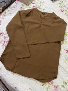 (Category: ) located in . Submitted by preloved_by_lisaaa (Listing ID 1461534440, Image 1). Description: .