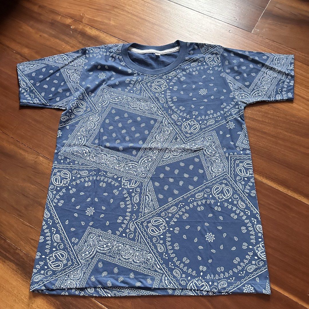 [4PCS BUNDLE] MENS T-SHIRT [XS-S] (Category: Tshirts & Polo Shirts ) located in San Juan City. Submitted by gj10_ (Listing ID 1461419277, Image 3). Description: • brand new / lightly used • pm for more details • ₱500 for all.