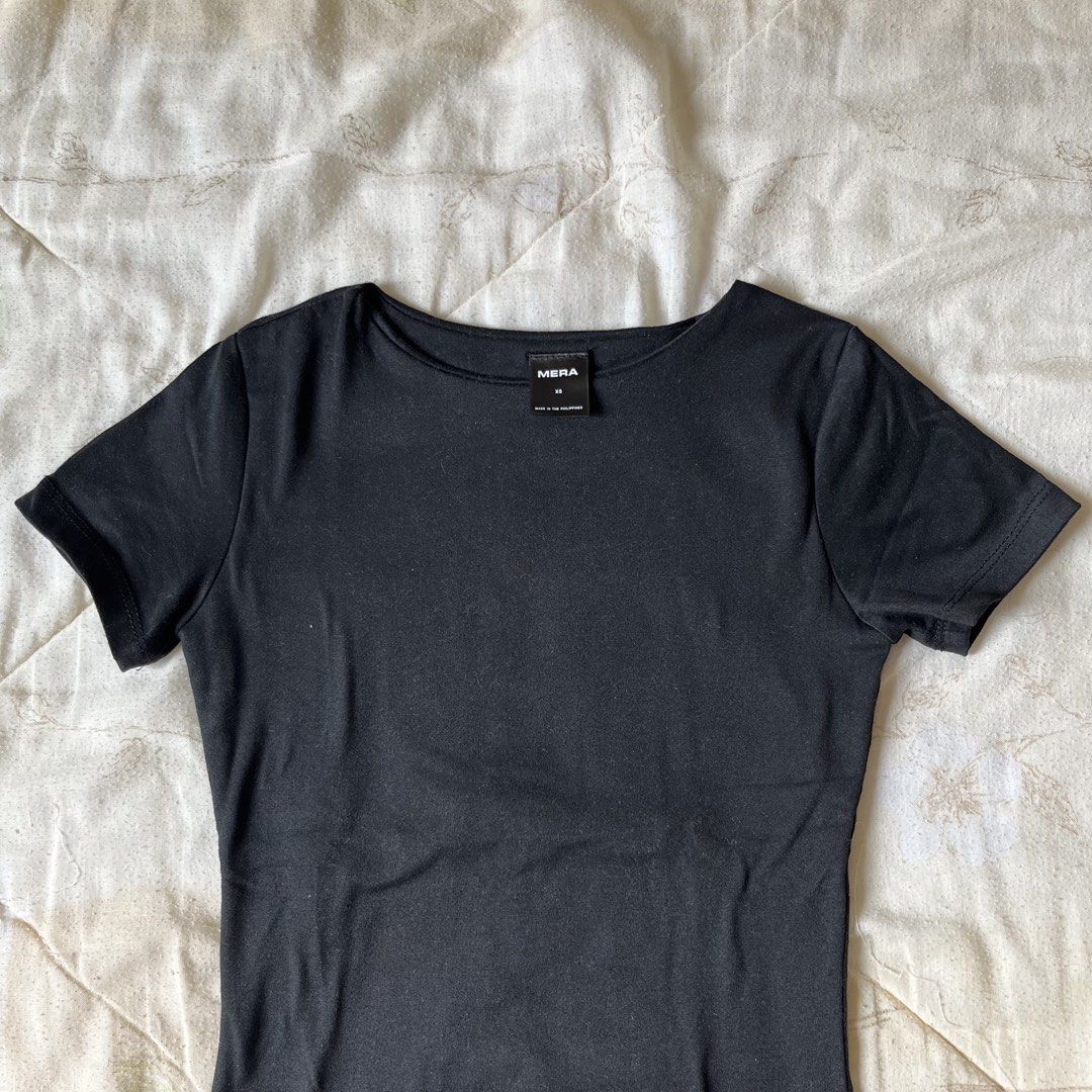 MERA Renata black fitted top (Category: Shirts) located in Davao. Submitted by byeooool (Listing ID 1461353644, Image 2). Description: xs to small no flaws, good as new only used once.