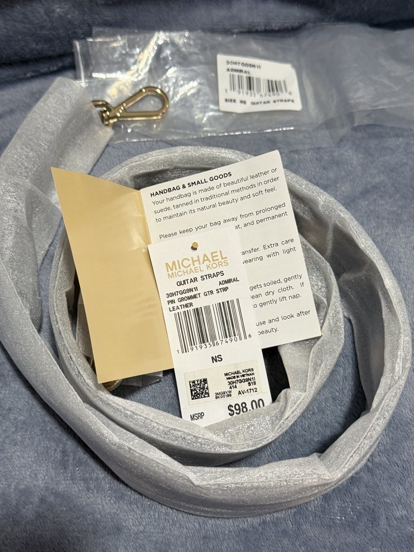 Michael Kors Guitar Bag Strap (Category: Sling Bags) located in Quezon City. Submitted by MissusB (Listing ID 1461425143, Image 2). Description: New. Like the one in my post na Sullivan sling bag. But this is smaller. Very nice to spice up your bag. Orig price at 5k.