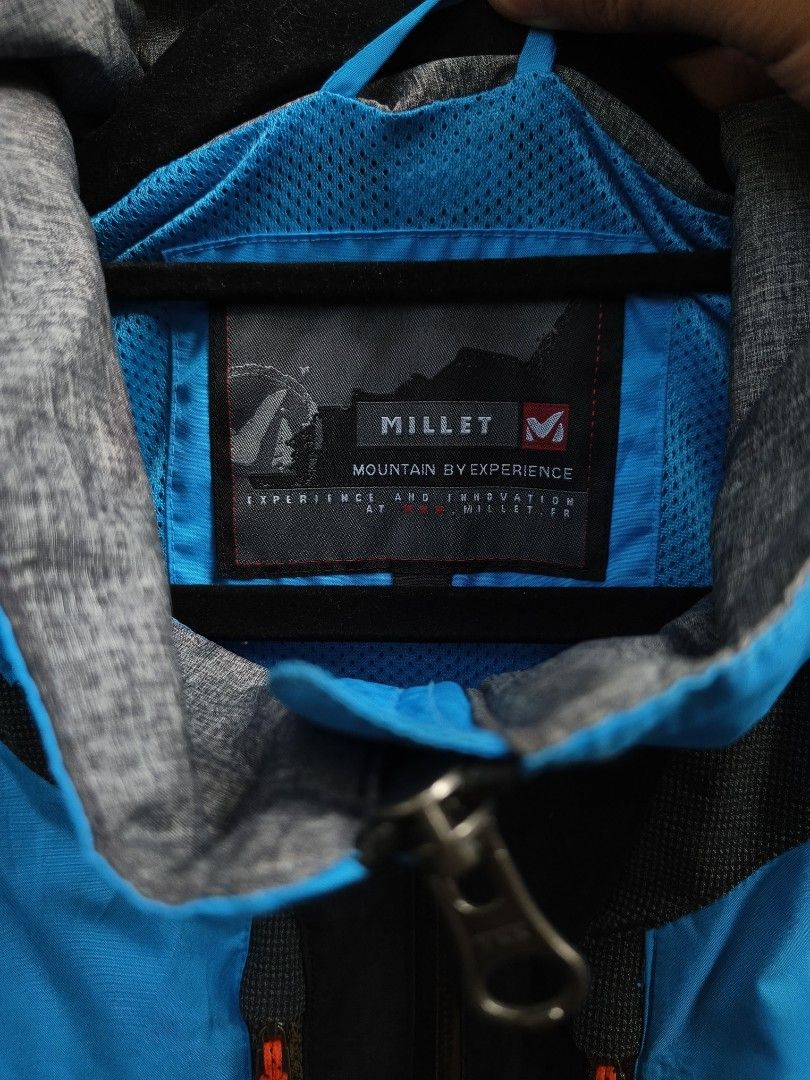MILLET- TWO TONED WINDBREAKER (Category: Coats, Jackets and Outerwear) located in Manila. Submitted by isaacquillobe12 (Listing ID 1461331348, Image 3). Description: TH004 — Millet Two-Toned Windbreaker 🏔️💙 Perfect for outdoor trips, hiking, or everyday wear. 📍 Cebu 🚚 Delivery / Maxim rate 📩 Message ThriftHaven to order/reserve First come, first served..
