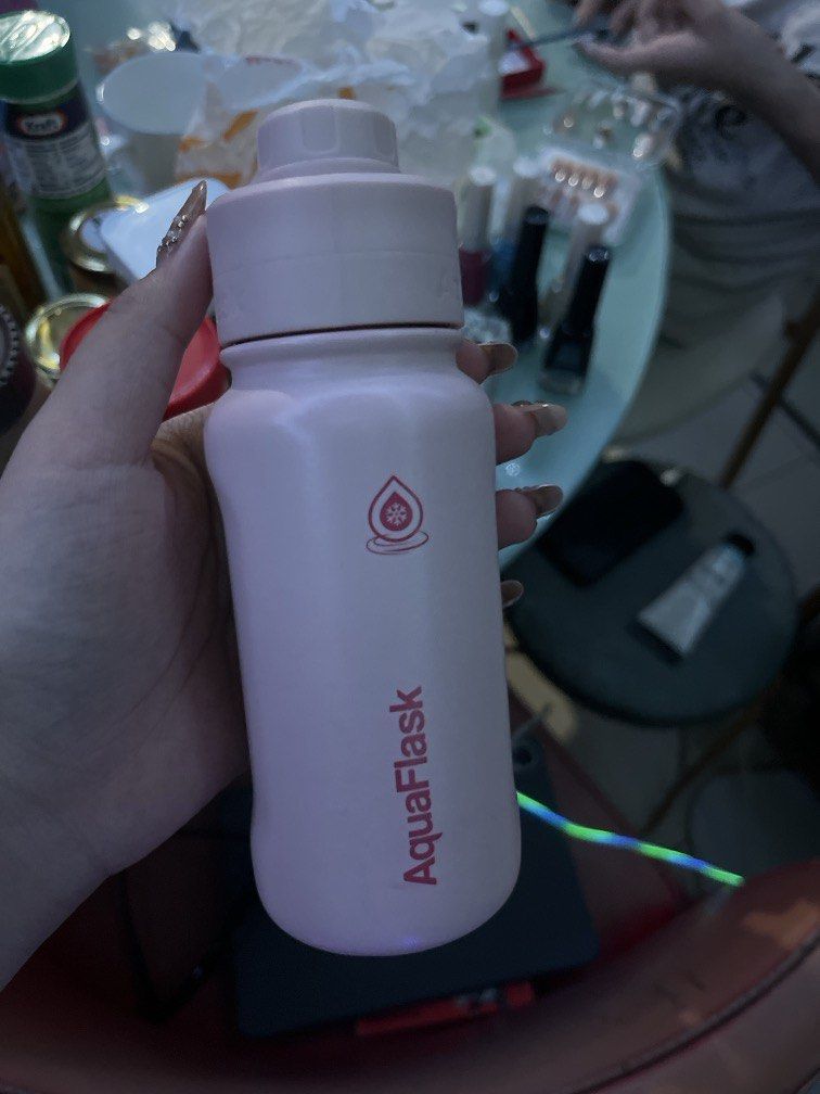 Mini Aquaflask 7oz in Ballet Pink (Category: Water Bottles & Tumblers) located in Quezon City. Submitted by sullenangel (Listing ID 1461538370, Image 3). Description: .
