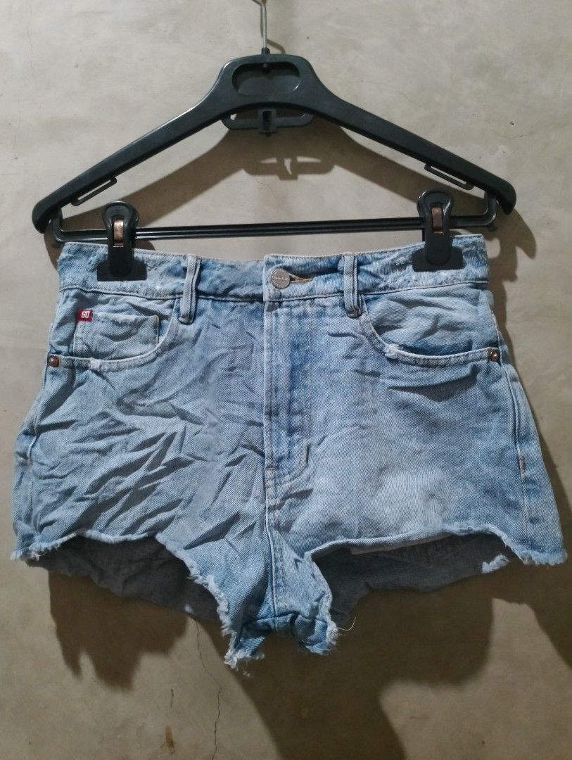 Miss Sixty Denim Short (Category: Shorts) located in Carmen. Submitted by fukqueazz (Listing ID 1461544791, Image 1). Description: Size 26 Excellent Condition No Issues Complete Tags 📍Cebu JnT ExpresS Mop:Gcash.