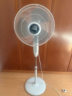 (Category: ) located in . Submitted by rhi_m (Listing ID 1461335045, Image 1). Description: .