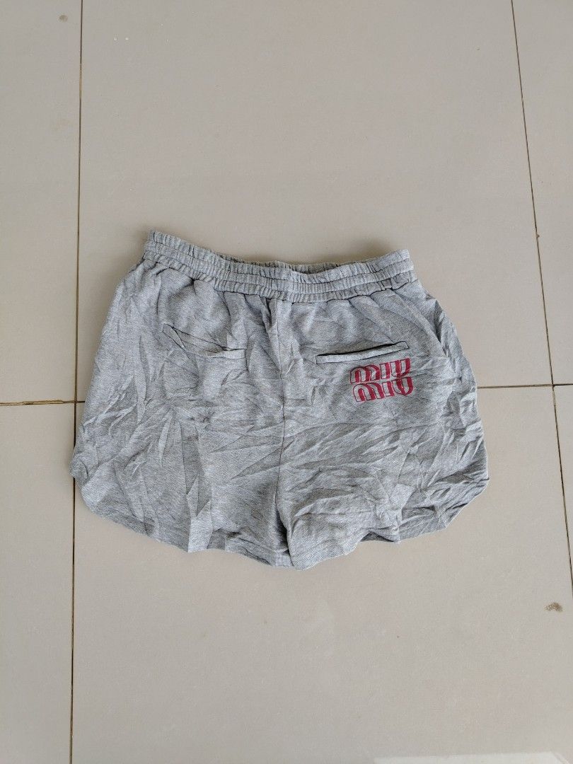 Miu Miu short (Category: Shorts) located in Don Carlos. Submitted by thriftnidodong_23 (Listing ID 1461387215, Image 2). Description: Miu Miu short Waist 28 to 32 LENGTH 13.