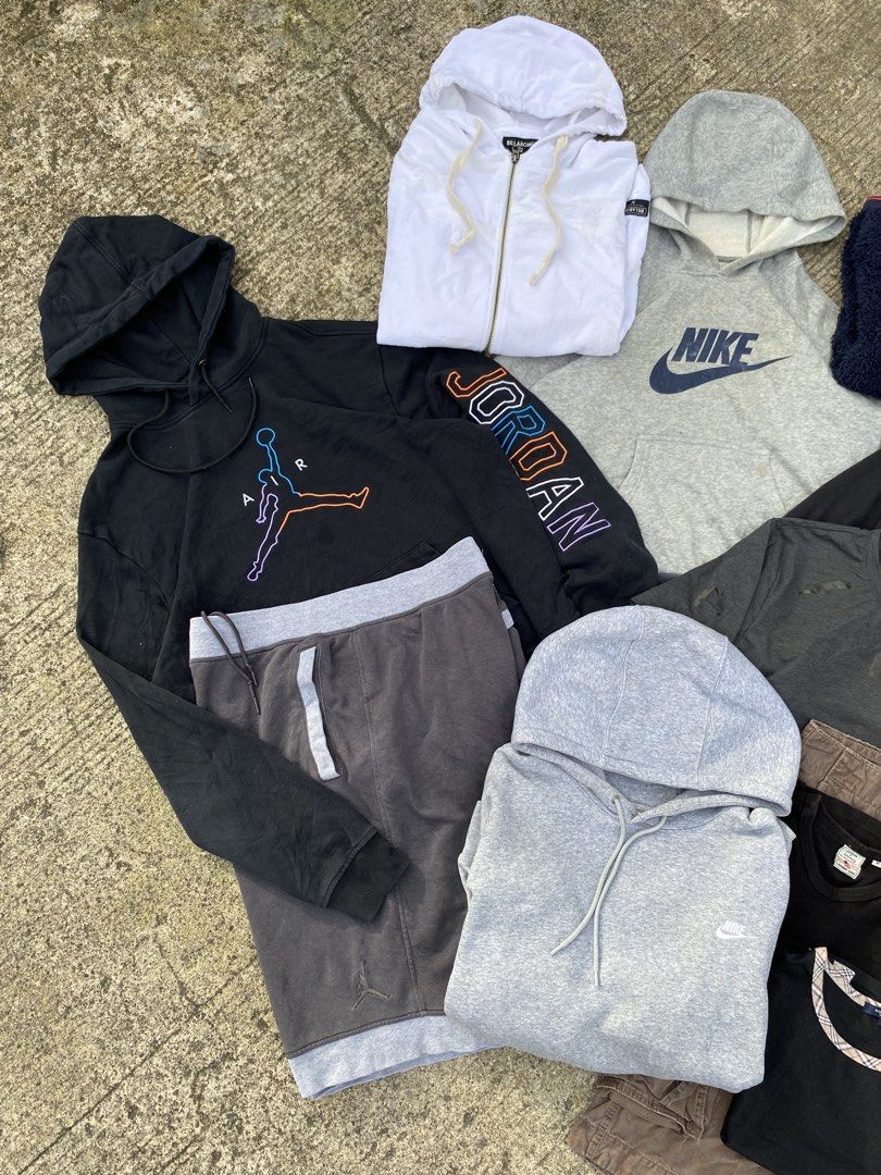 MIX BRANDED (LATEST PICK UP) (Category: Coats, Jackets and Outerwear) located in Manila. Submitted by zzztine (Listing ID 1461429886, Image 2). Description: MIX BRANDED (LATEST PICK UP) DM FOR MORE DETAILS‼️.