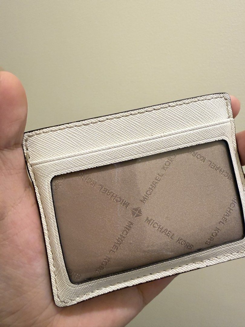 MK Cardholder - White (Category: Wallets & Card holders) located in Manila. Submitted by xmagic.shopx (Listing ID 1461421559, Image 3). Description: Auntentic..